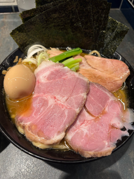 「全部入りラーメン　中盛」@宮元製麺の写真