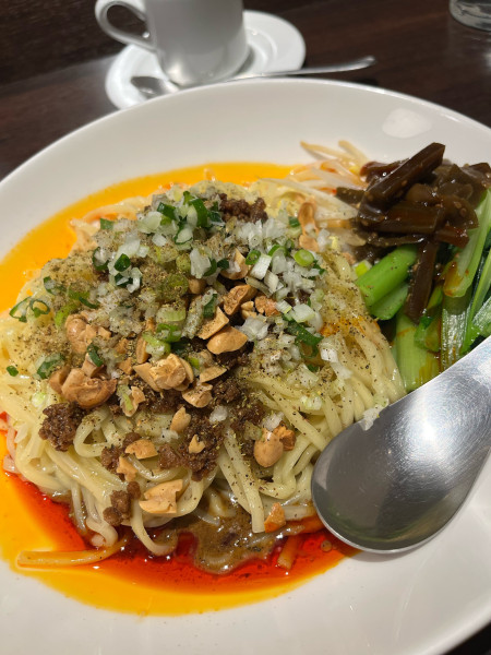 「汁無し担々麺」@きりん堂の写真