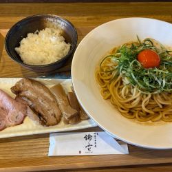 梅里豚油蕎麦1000円、小ライス150円