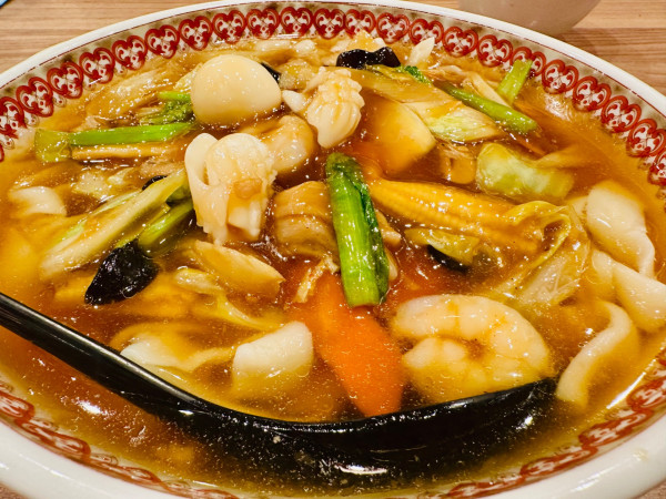 「五目刀削麺【1180円】」@餃子の王様 龍吟 ミッテン府中店の写真