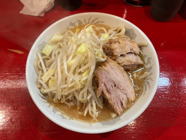 「小ラーメン、麺半分、野菜少なめ1000円」@ラーメン二郎 会津若松駅前店の写真