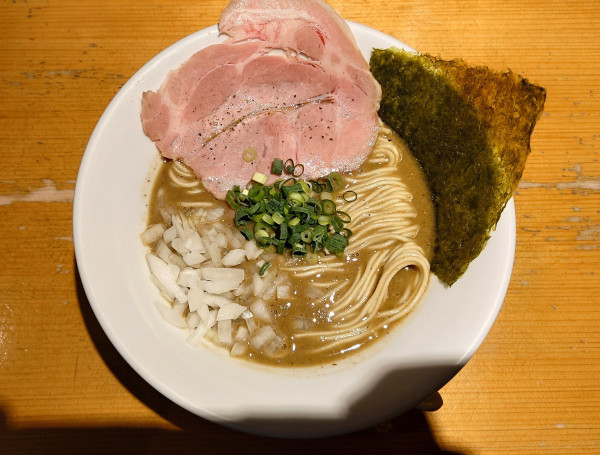 「海老煮干中華そば（1,000円）+替え玉（230円）」@麺屋 まほろ芭の写真
