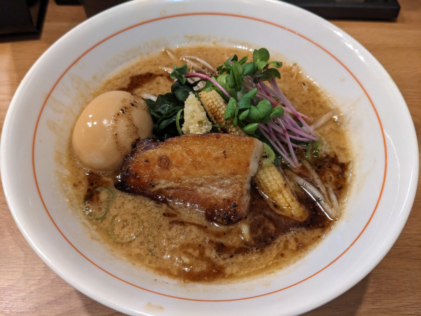 「極み味噌󠄀ラーメン＋味玉」@麺昇 神の手の写真