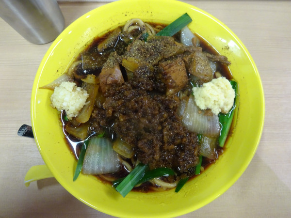 「スタミナラーメン（醤油）　900円」@スタミナラーメン天邪鬼の写真