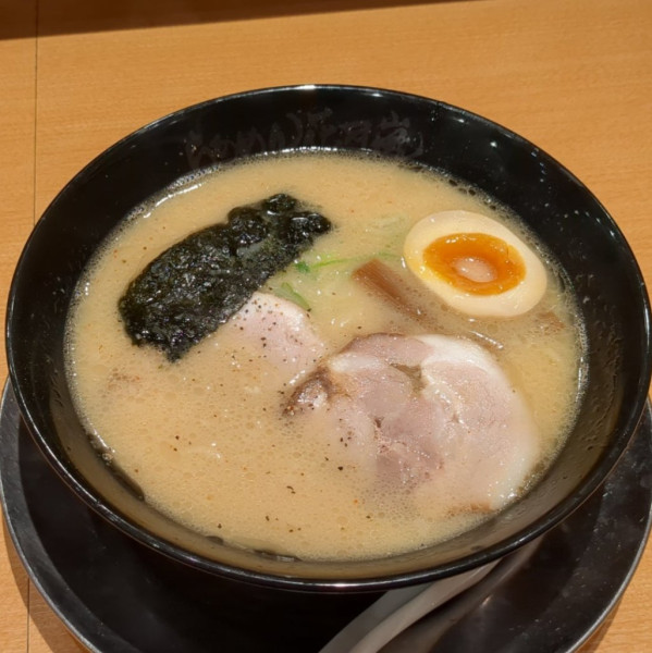 「嵐げんこつらあめん味噌」@らあめん花月嵐 川越バイパス店の写真