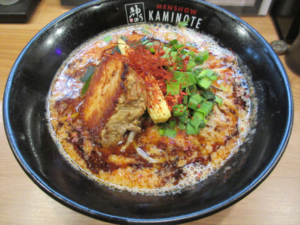 「四川風辛味噌ラーメン（1,080円）」@麺昇 神の手の写真