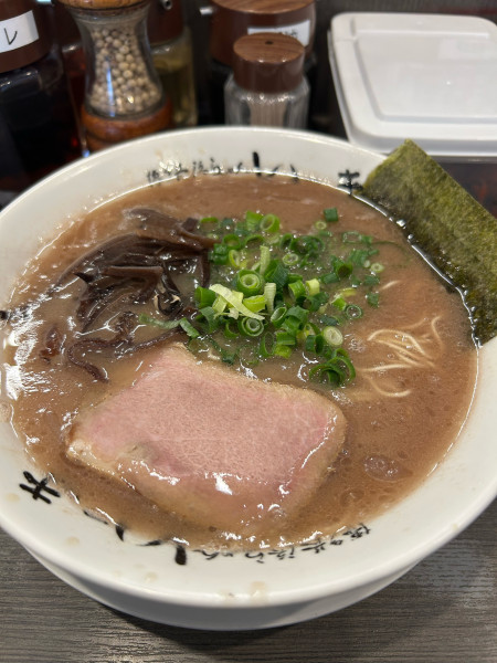 「ラーメン」@博多長浜らーめん いっきの写真