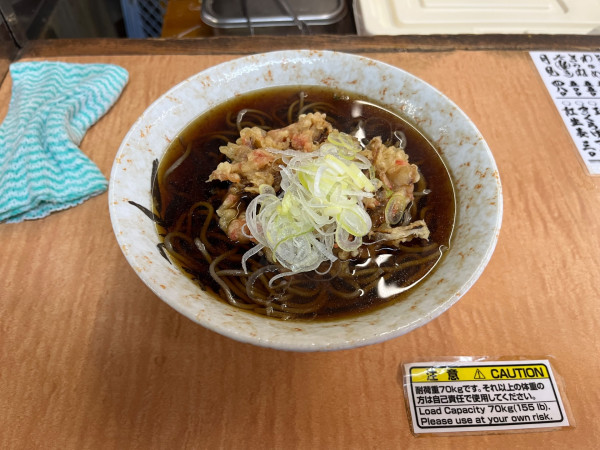 「かき揚げ天そば550円」@川一の写真