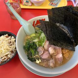醤油ラーメン　ネギ　コロチャー　海苔トッピング　ネギマヨ丼