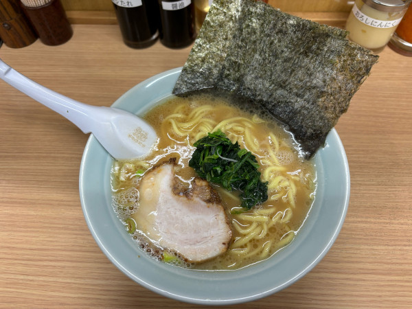 「ラーメン並」@ラーメンたかし屋 西葛西店の写真