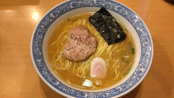 「中華そば(メンマ抜)」@中華そば 青葉 池袋サンシャイン店の写真