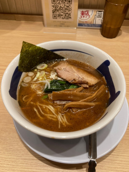 「中華そば（９３０円）」@三田製麺所 JR三ノ宮西口店の写真