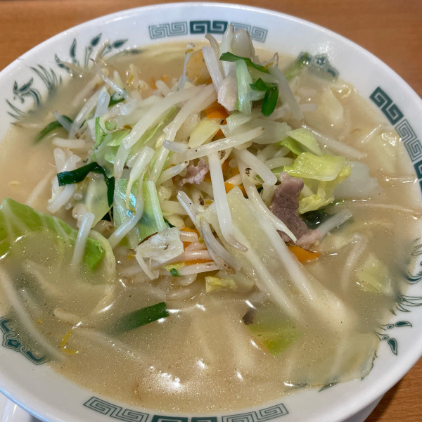 「野菜たっぷりタンメン（麺少なめ）590円」@日高屋 太田内ケ島店の写真
