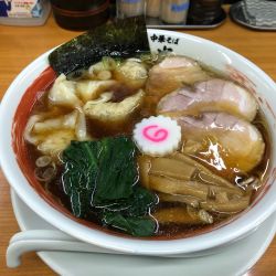 ワンタンそば 醤油