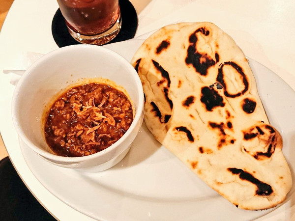 「キーマカレーとミニナン」@ライブ＆ダイニングバー音楽室DXの写真