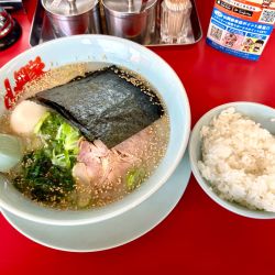 塩ラーメン(690¥)