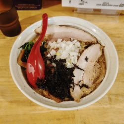 燕三条らーめん(中)(1,230円)