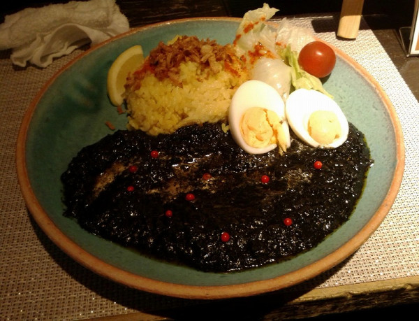 「キーマカレー(イカスミ味)1100円」@スモンさんのキーマカレーの写真