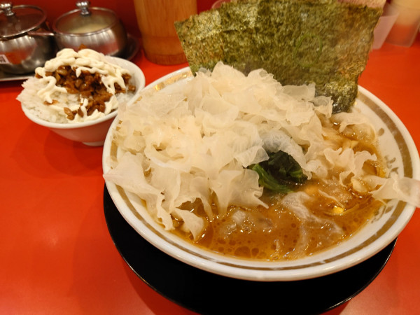 「ラーメン  白キクラゲ ライス✖️2」@横浜家系ラーメン 大輝家の写真
