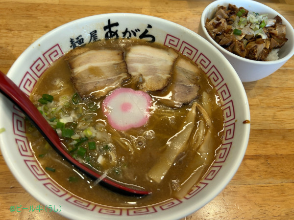 「豚骨中華そば(850円)、チャーシューご飯(300円)」@麺屋あがらの写真