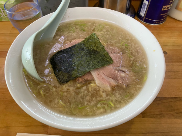 「ラーメン　中」@ラーメンショップ 木造店の写真