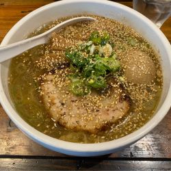 味玉塩ラーメン1,100円