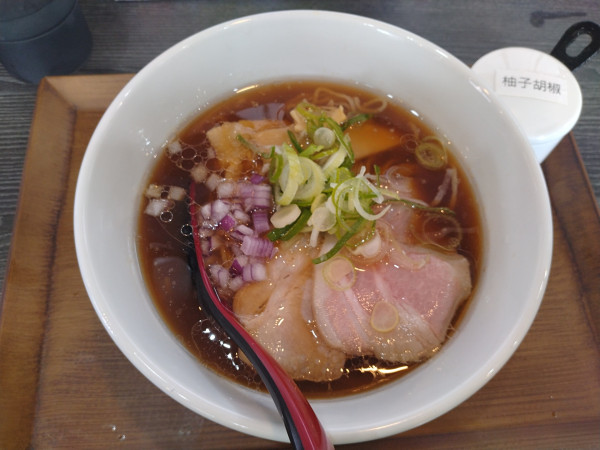 「貝出汁らぁ麺(醤油)¥930-」@貝出汁らぁ麺 しらかしの写真