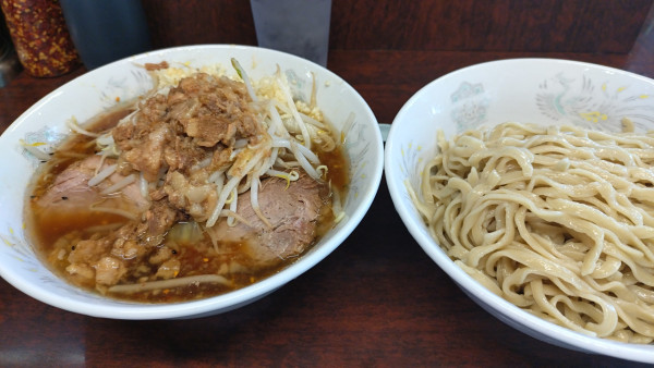 「つけ麺　アブラマシニンニクスコシマシ　¥1000」@ラーメン二郎 めじろ台店の写真