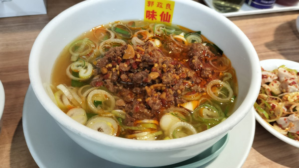 「台湾ラーメン　コブクロランチセット」@郭 政良 味仙 東京ニュー新橋ビル店の写真