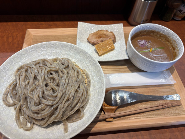 「御影つけ麺(中) 麺増し×1」@手打式特級多加水 御影麺 鏑矢の写真