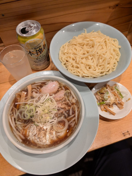 「もり中華（つけ麺）※ゆで卵付 並盛＋レモンサワー」@なおちゃんラーメンの写真