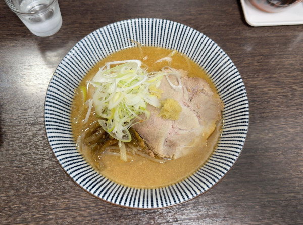 「灼味噌らーめん　➕味玉」@灼味噌らーめん 八堂八の写真