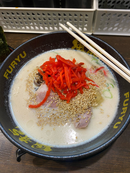 「ラーメン750」@とんこつラーメン博多風龍 上野店の写真