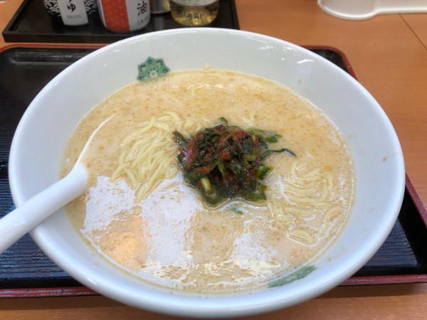 「とんこつニラ南蛮」@熱烈中華食堂 日高屋 池袋北口駅前店の写真