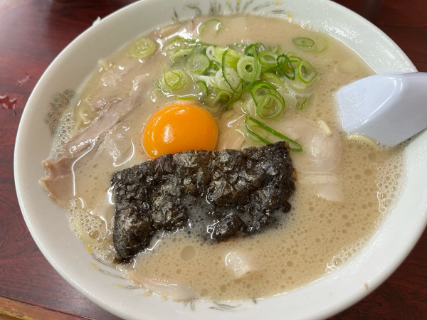 「玉子入りラーメン」@来久軒の写真