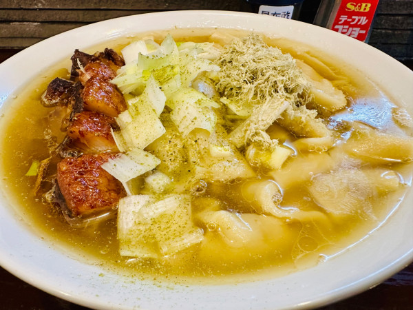 「ワンタンチャーシューメン大(ちょい増し)淡口【1700円】」@手打ち 陰日向の写真