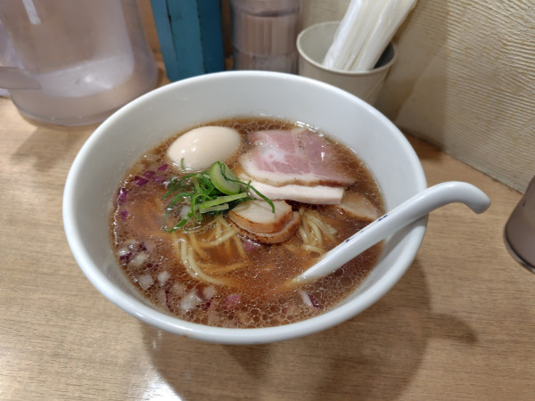 「中華そば(貝出汁＋牛)味玉¥1100」@貝麺みかわの写真