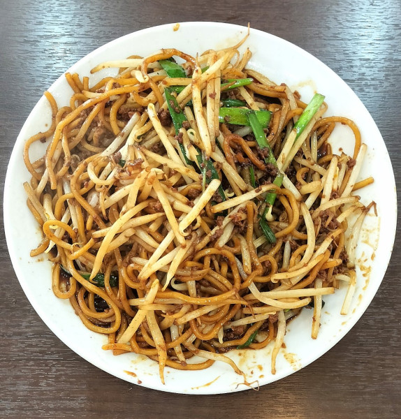 「皿台湾ラーメン 825円」@中王飯店の写真