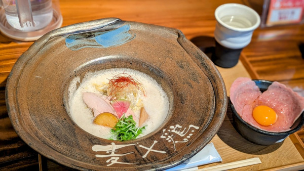 「麦と鶏＋二の岡ハムのTKG（1,000円＋400円）」@麦と鶏 御殿場店の写真