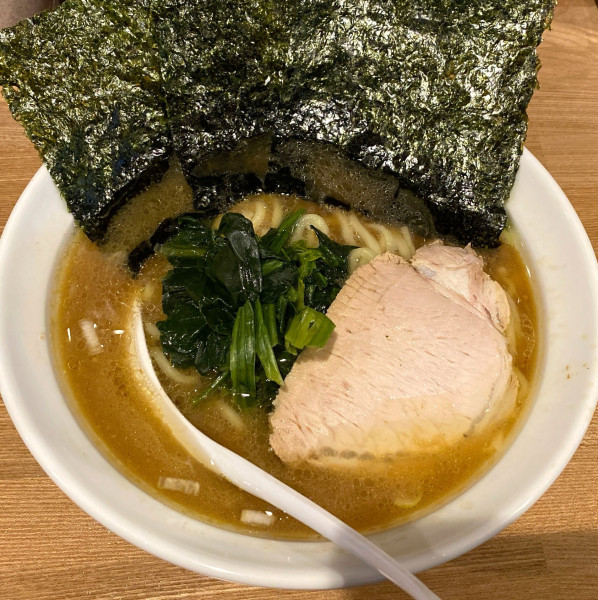 「ラーメン 850円」@家系らーめん やなぎやの写真