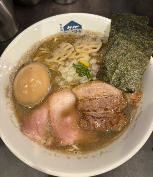 「特製煮干らーめん」@西永福の煮干箱の写真