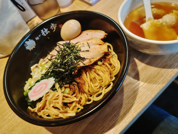 「極上油そば(1,500円)」@麺や独歩 昭島本店の写真