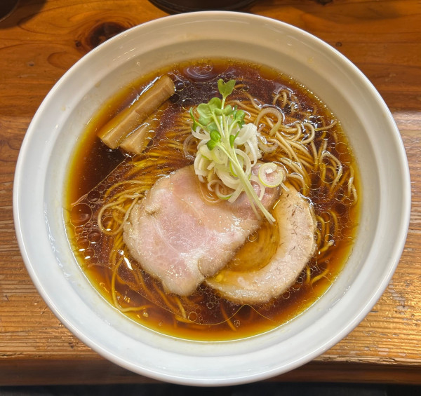 「中華そば ¥900」@麺や 新倉の写真