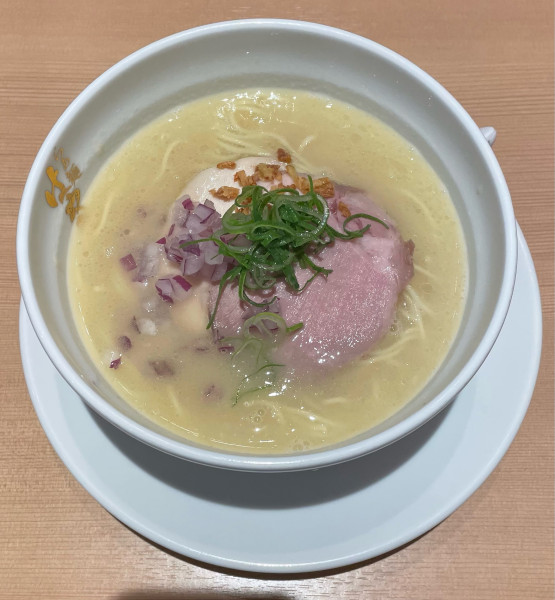 「ラーメン」@らぁ麺 はやし田 渋谷宇田川町店の写真