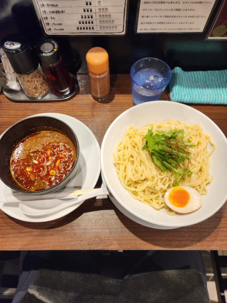 「担々つけ麺（黒）」@うさ担 浦和本店の写真