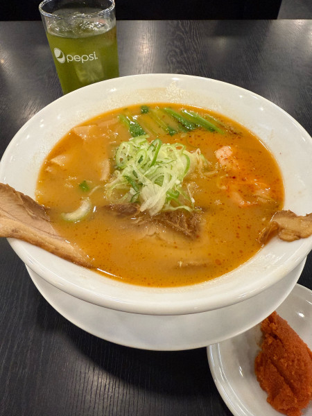 「〈濃厚〉エビ味噌らーめん＋復刻辛しにんにく」@幸楽苑 コーナン港北インター店の写真