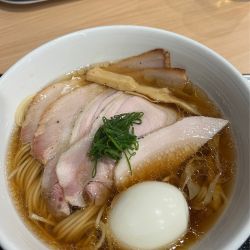 特製醤油らーめん