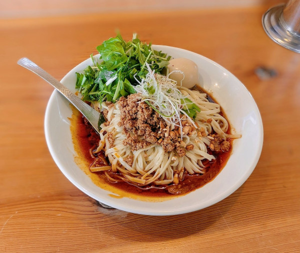 「汁なし黒酢担々麺【限定】」@ラーメン イロドリの写真