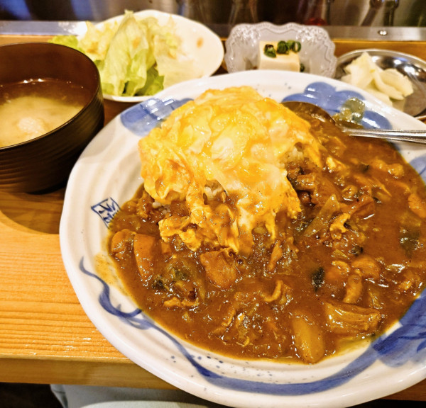 「オムチキンカレー」@北海道居酒屋ザンギの写真