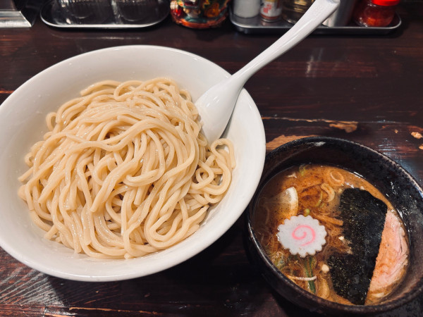「つけめん(大盛)」@麺座でんの写真